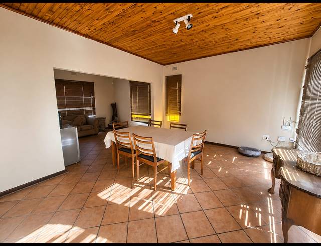 3 BEDROOM HOUSE FOR SALE IN VANDERBIJLPARK SE 3